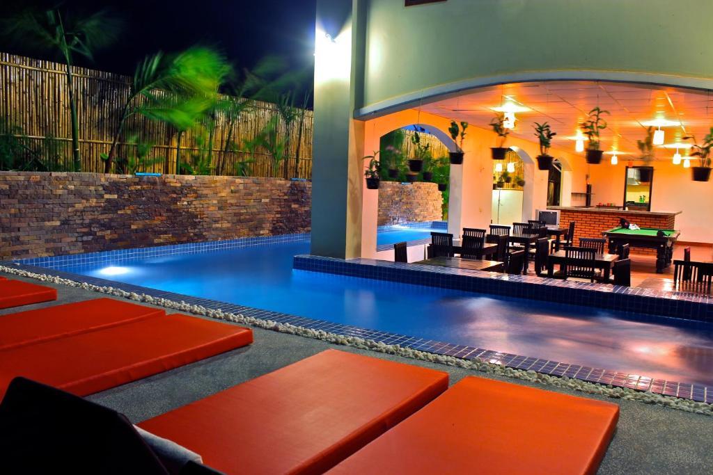 Forest King Hotel II Сием Реап Екстериор снимка