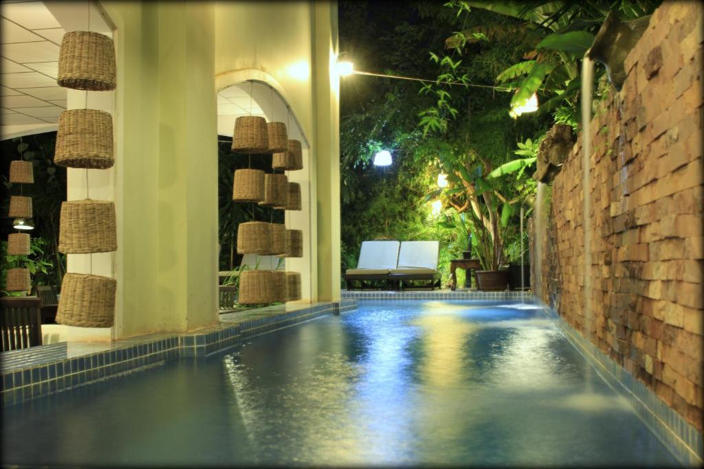 Forest King Hotel II Сием Реап Екстериор снимка