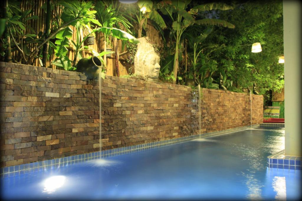 Forest King Hotel II Сием Реап Екстериор снимка