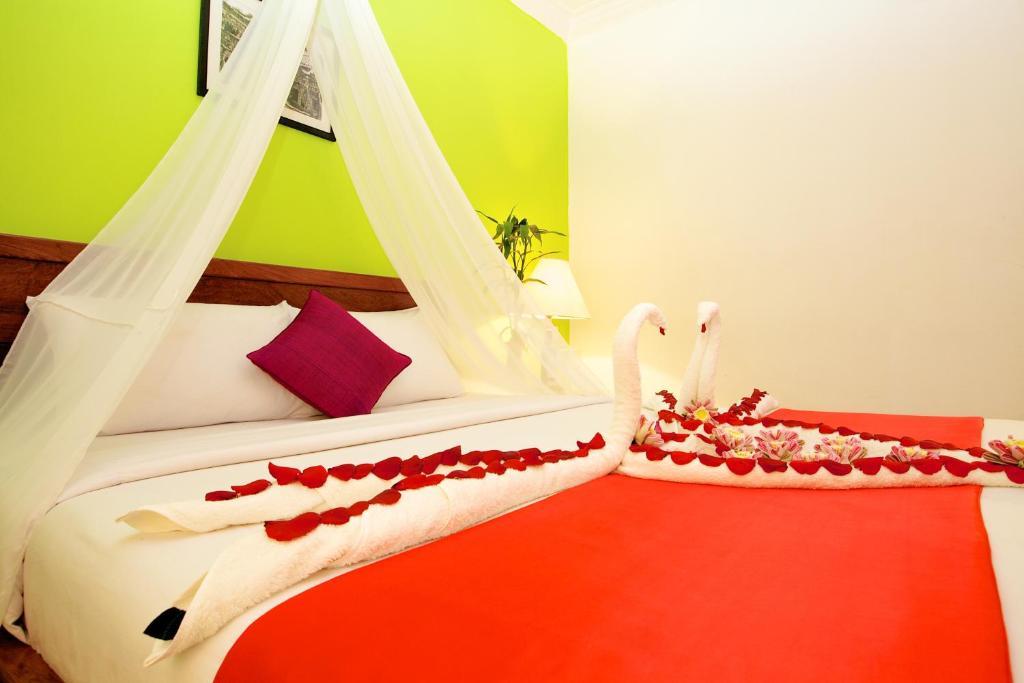 Forest King Hotel II Сием Реап Екстериор снимка